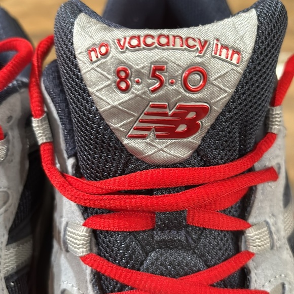New balance x No Vacancy Inn 850 sneakers ! - Picture 7 of 8